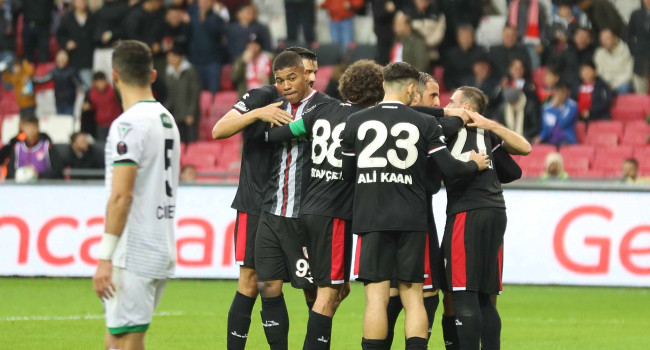 Samsunspor  gol olup yağdı:5-0