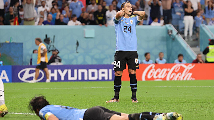 Uruguay'a galibiyet yetmedi:2-0