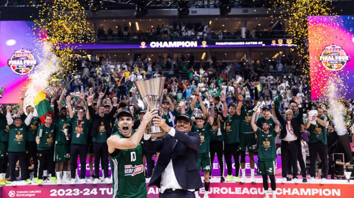 Panathinaikos EuroLeague'de 12 yıl sonra şampiyon