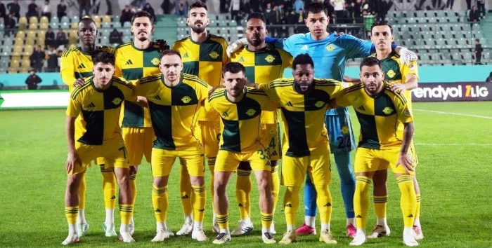6 goll&uuml; ma&ccedil;ta kazanan Turka Esenler Erokspor:4-2