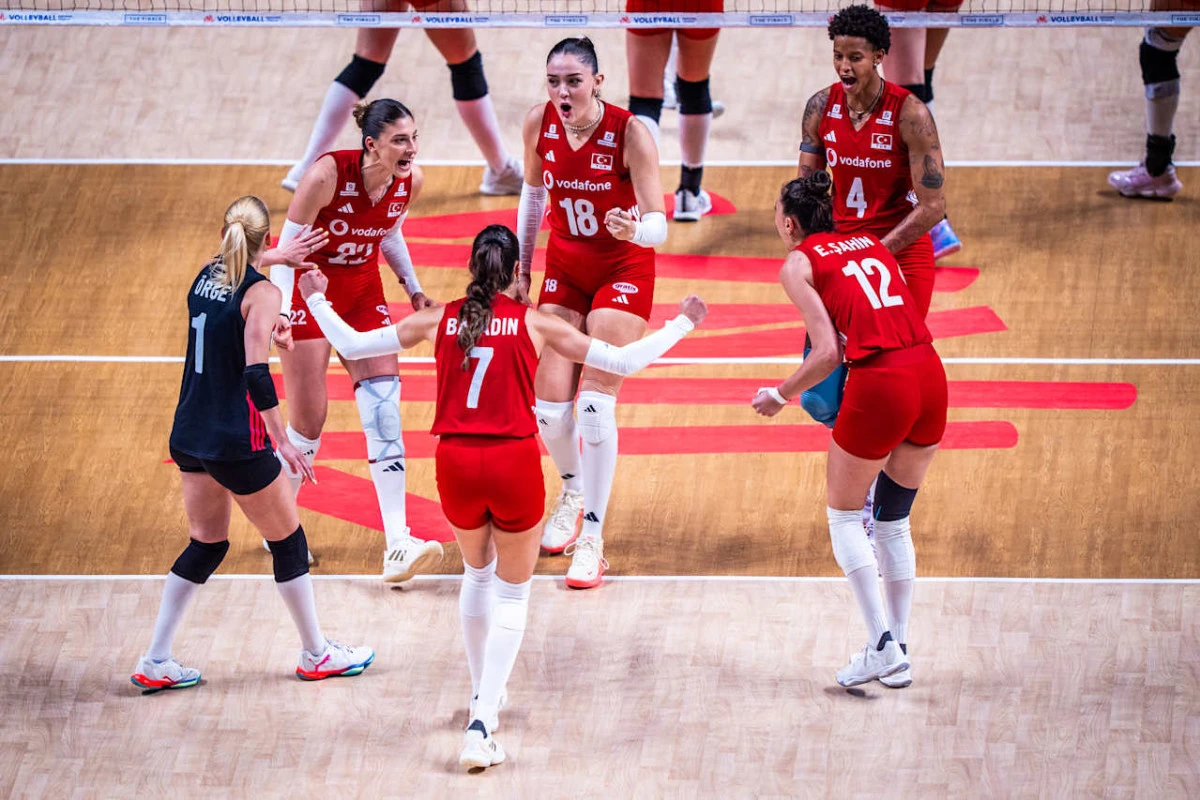 A Milli Kadın Voleybol Takımı, Milletler Ligi'nde Finalde:3-0