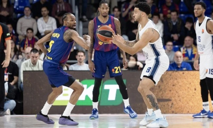 Anadolu Efes İspanya'da kayıp:71-78