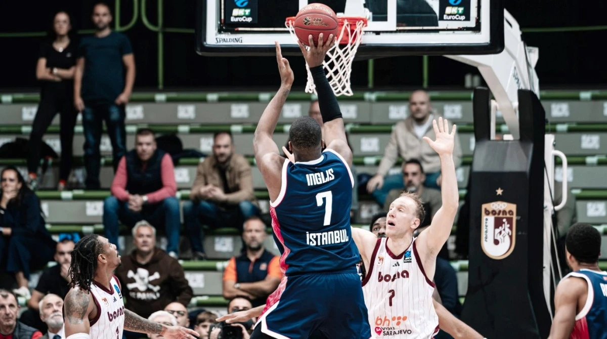 Bah&ccedil;eşehir Koleji, Bosna'da mağlup oldu:77-86