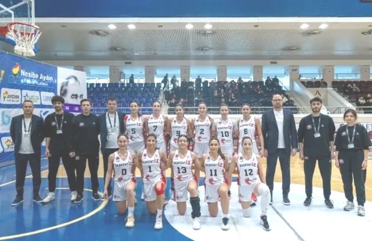 Başkent İz yarı finalde