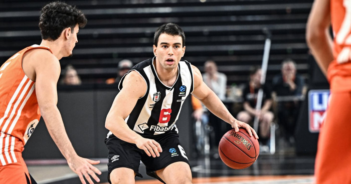 Beşiktaş  Almanya'da kayıp:87-104