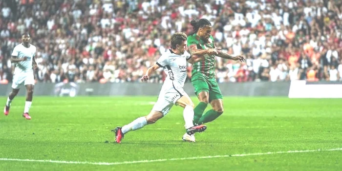 Beşiktaş deplasmanda kaybetti:2-3