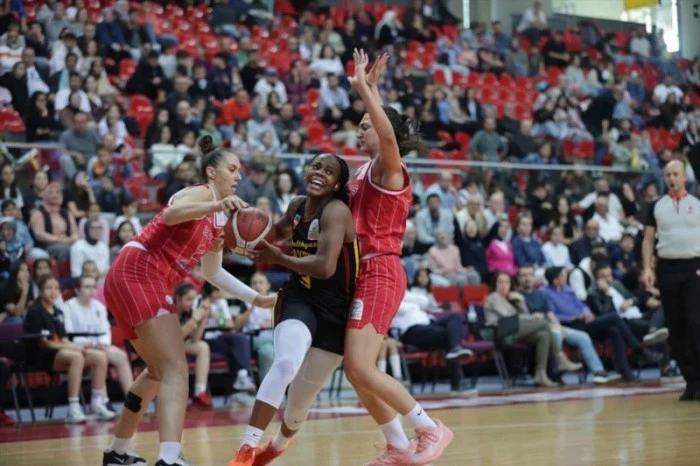 Botaşspor deplasmanda galip:70-61