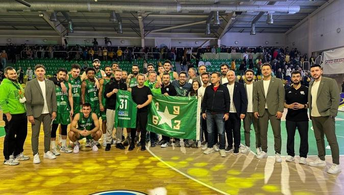 Bursaspor,  Slovakya'da galip:78-63