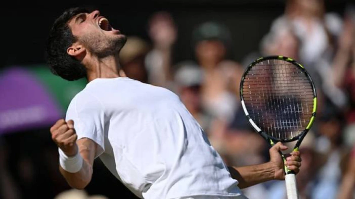 Carlos Alcaraz, Wimbledon'da finale y&uuml;kseldi
