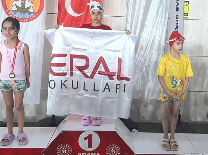 Eral Okulları Y&uuml;zmede de Adana Şampiyonu!