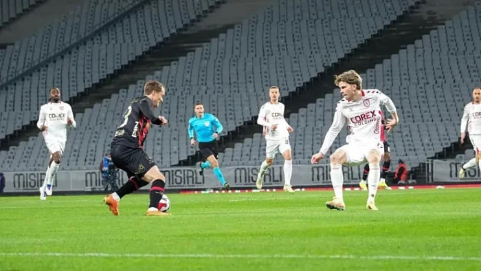 Fatih Karag&uuml;mr&uuml;k ile  Samsunspor yenişemedi:0-0