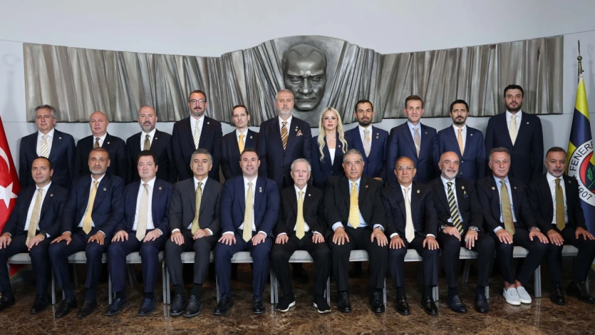 Fenerbah&ccedil;e Kul&uuml;b&uuml; Y&ouml;netim Kurulu'nda g&ouml;rev dağılımı yapıldı