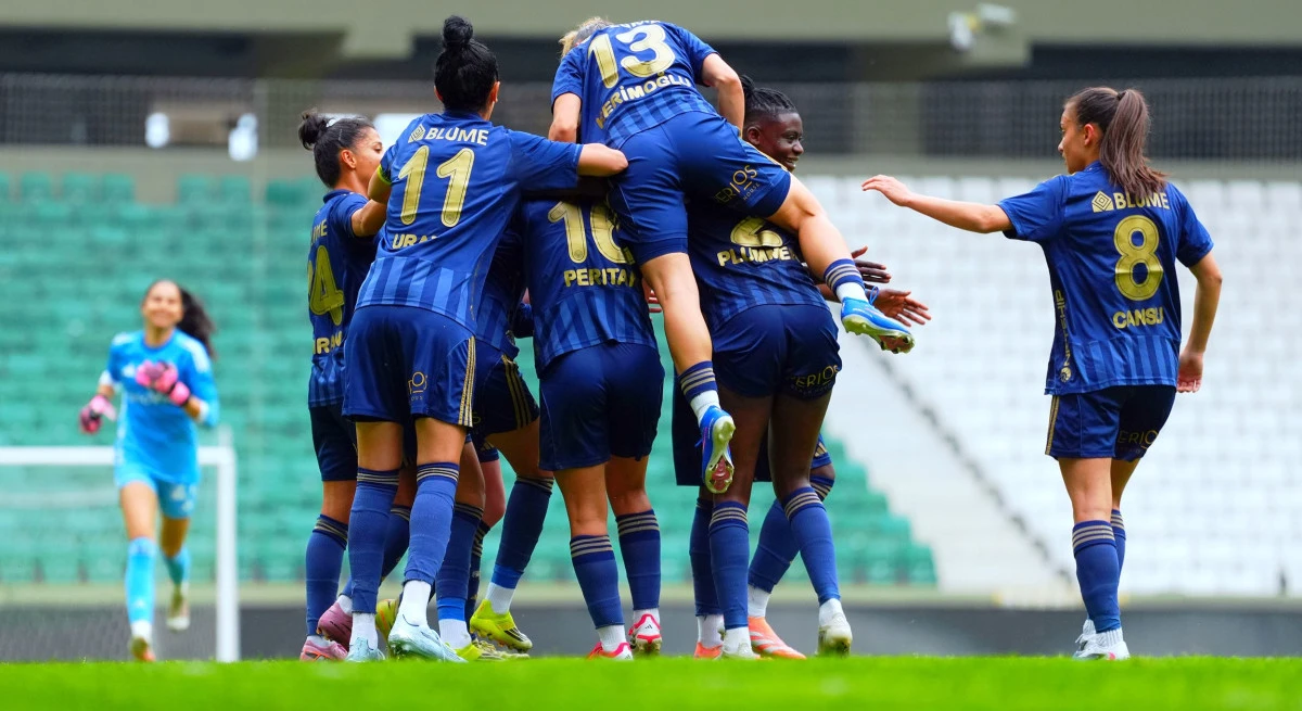 Fenerbah&ccedil;e Şampiyon:7-0