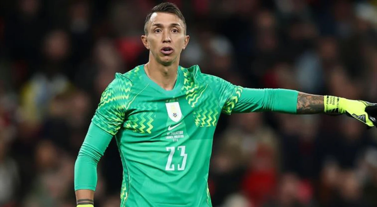 Fernando Muslera, Uruguay tarihine ge&ccedil;ti