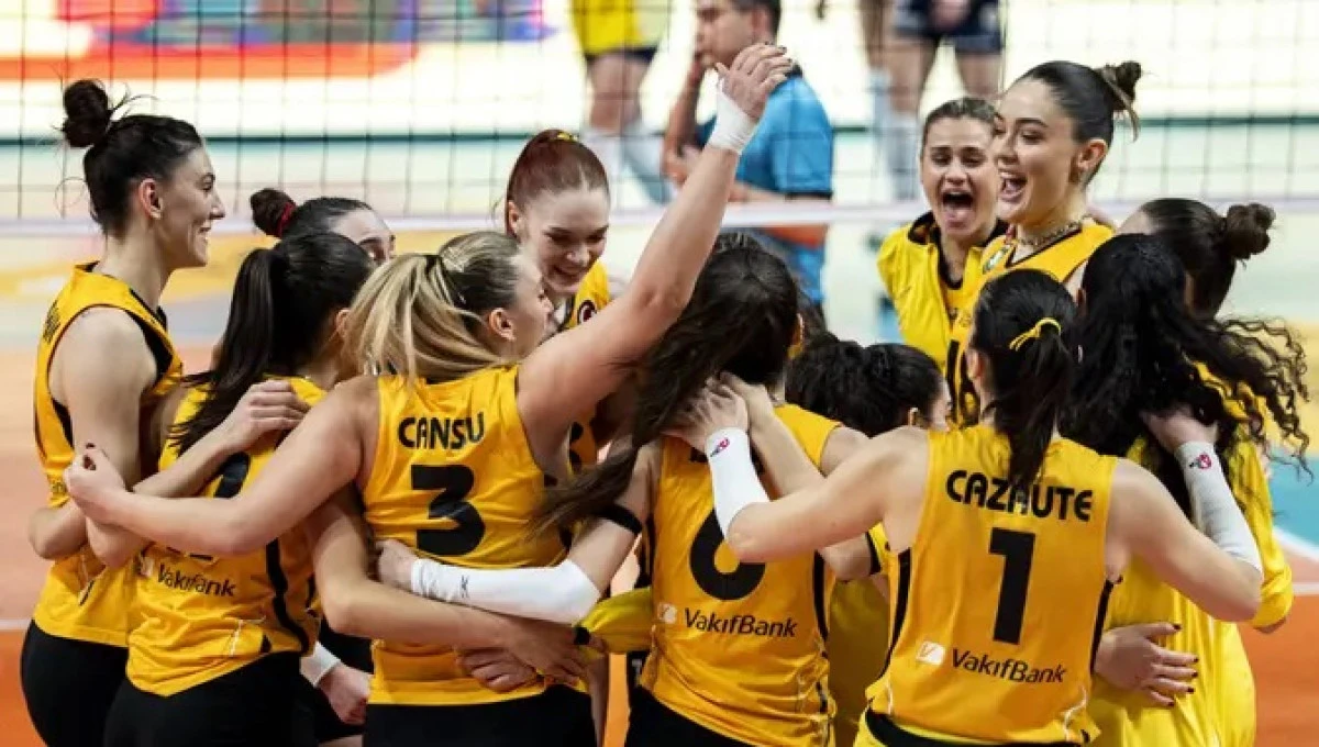 Filedeki dev derbi VakıfBank'ın:3-1