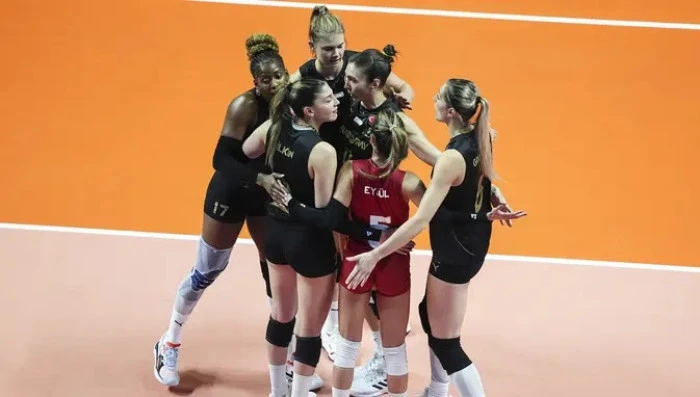 Galatasaray Beşiktaş'a set vermedi:3-0