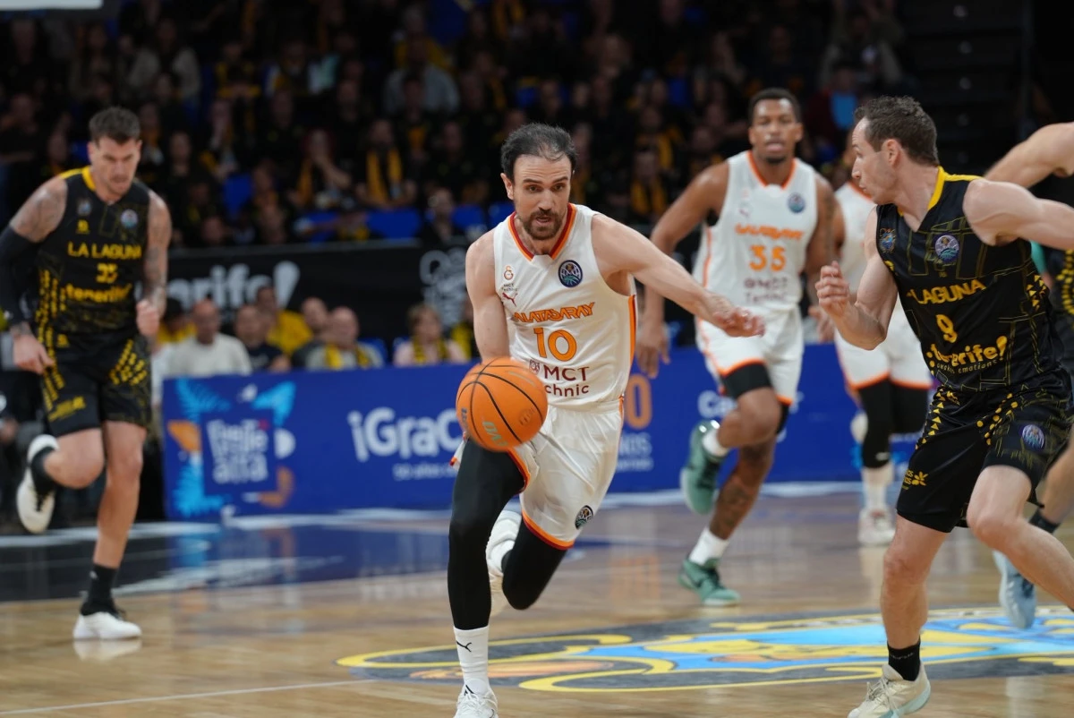 Galatasaray  &ccedil;eyrek finalde veda etti:59-99