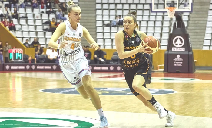 Galatasaray liderliğe y&uuml;kseldi:82-68