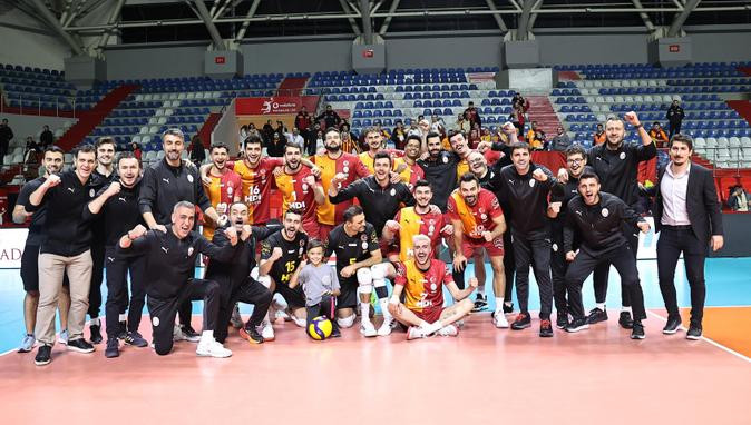  Galatasaray  turladı:3-0