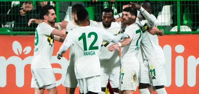 Gol d&uuml;ellosunu Esenler Erokspor kazandı:4-3