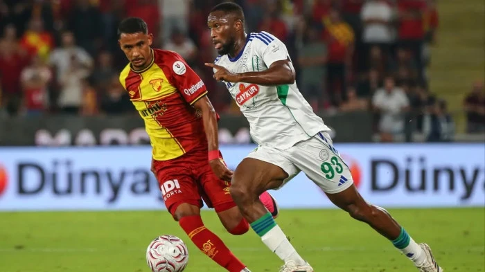 G&ouml;ztepe ile &Ccedil;aykur Rizespor yenişemedi:2-2