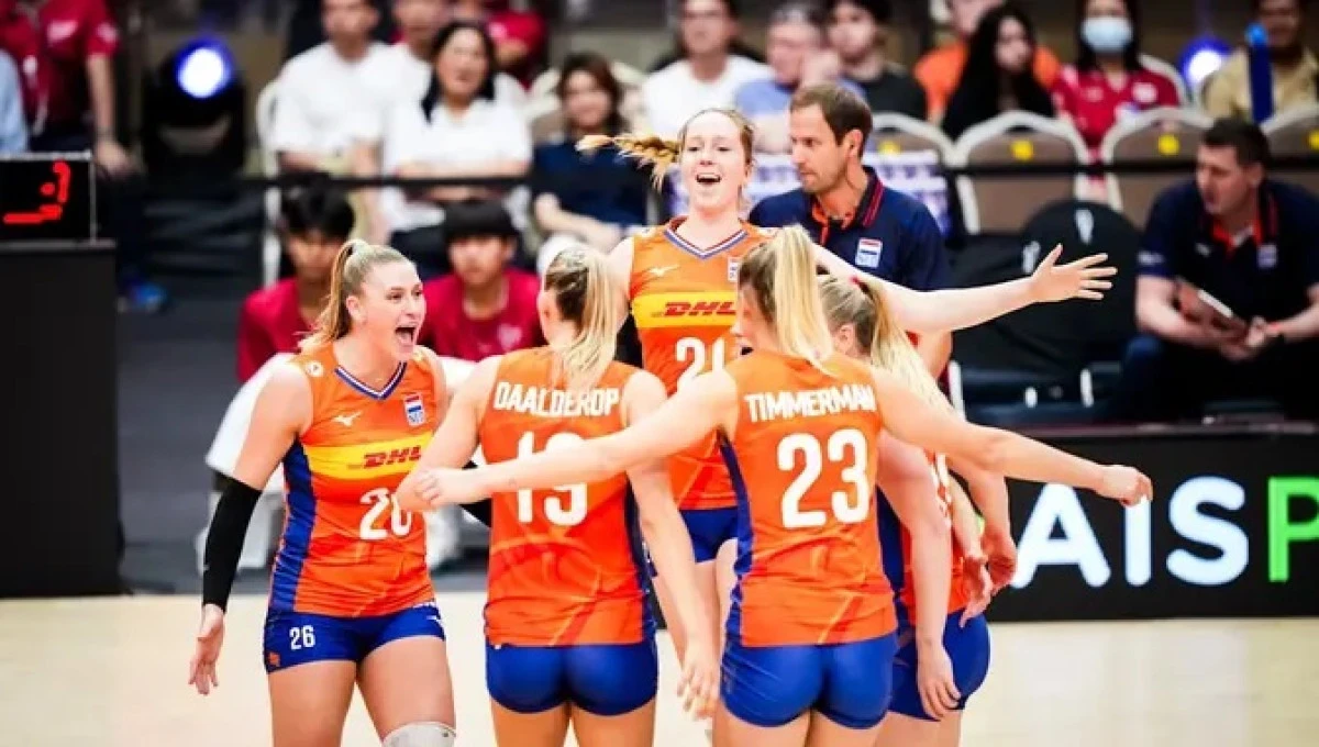 Hollanda &ccedil;eyrek finalde:3-2