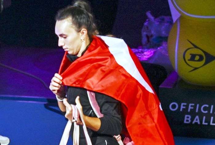 İpek &Ouml;z, Katar'da Azarenka'ya kaybetti