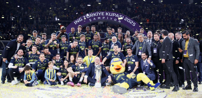 Şampiyon Fenerbahçe Beko:104-81