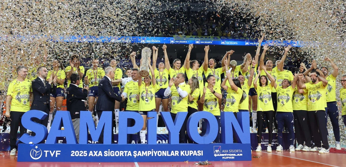  Şampiyonlar Kupası sahibi Fenerbah&ccedil;e Medicana:3-2