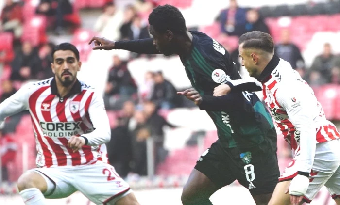 Samsun'da gol sesi  &ccedil;ıkmadı:0-0