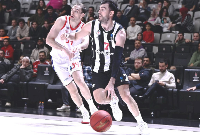 Türk derbisinde Beşiktaş sevindi:89-82