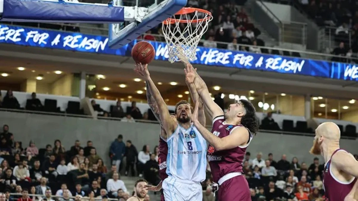 T&uuml;rk Telekom ilk 6'yı garantiledi:85-75