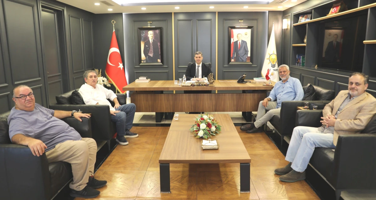 Yerel Medya G&uuml;&ccedil;birliği Platformu&rsquo;ndan AK Parti İl Başkanı Mustafa &Ouml;zkan&rsquo;a Ziyaret